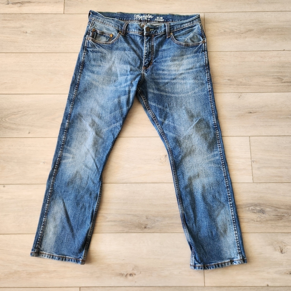 Wrangler Retro Slim Straight Jean Mens Size 36x30 Medium Wash Denim - Picture 2 of 6